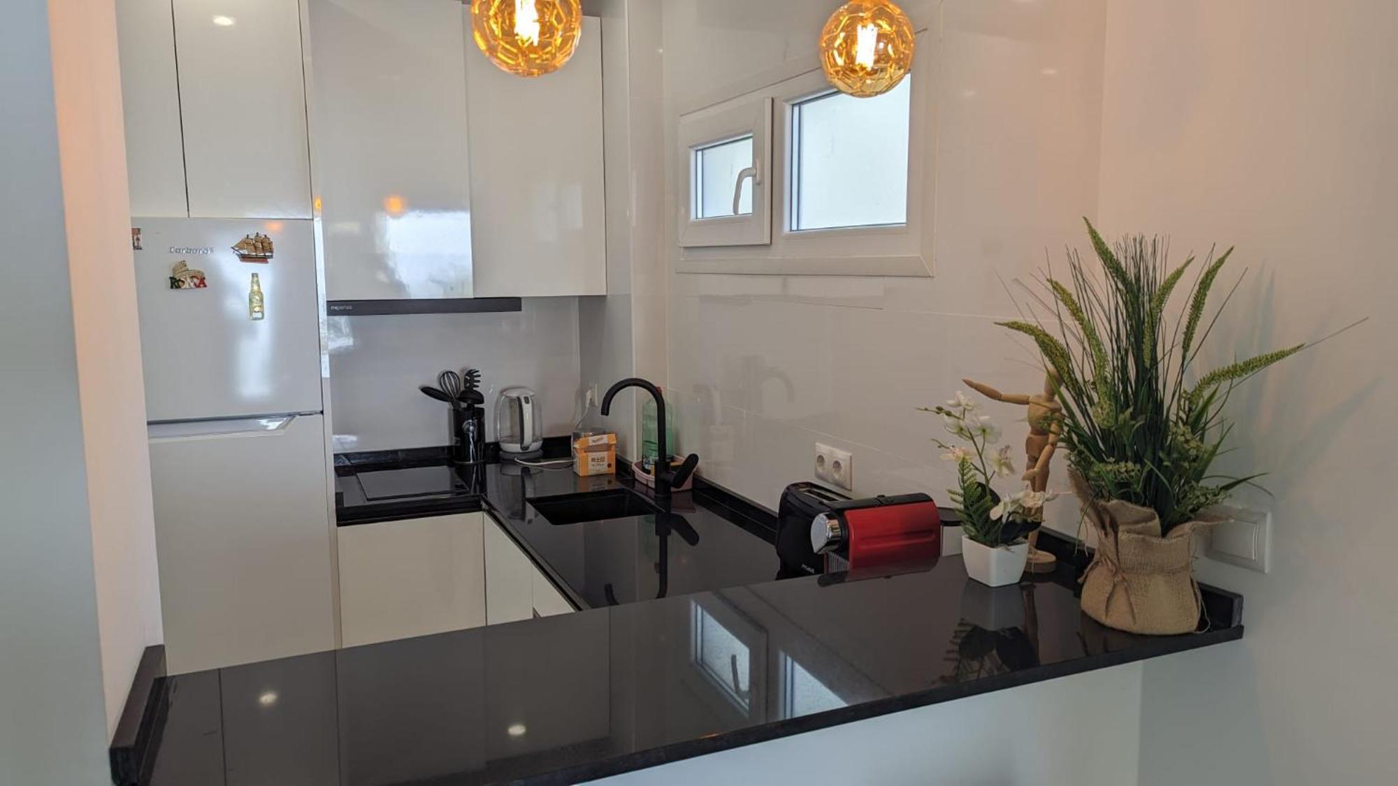 Comfortable Studio In Marbella With Sea Views Exterior foto
